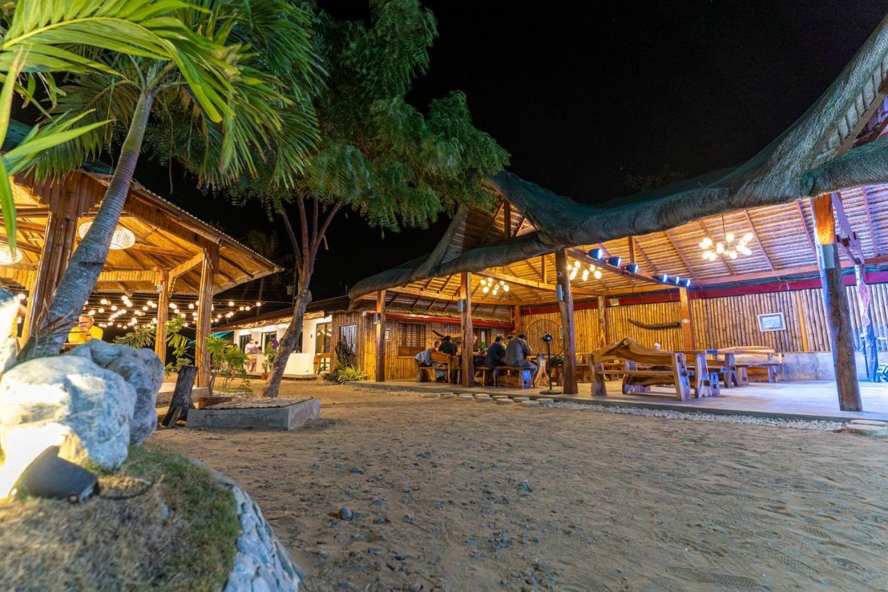 Bamboo Paraiso Resort At Bolo Beach Аламинос Екстериор снимка