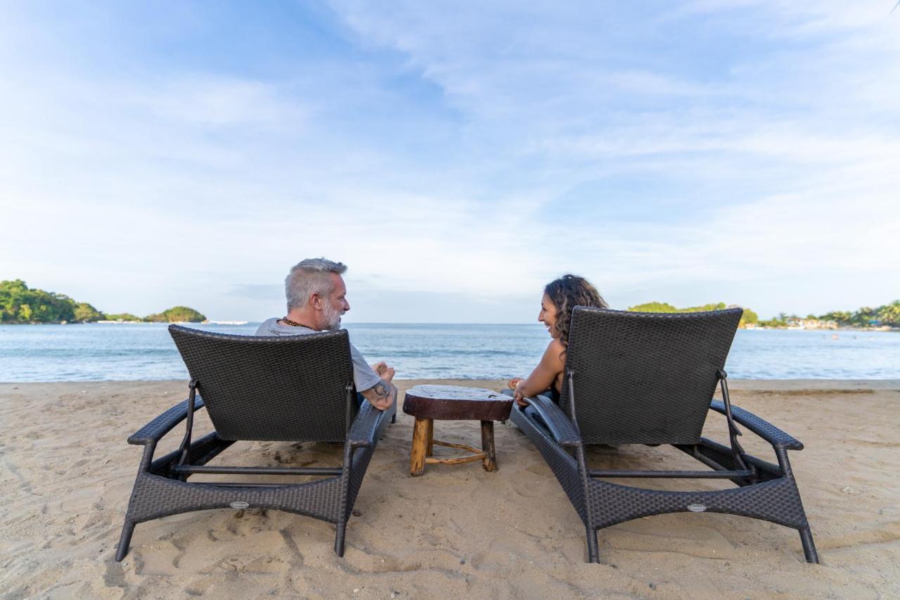 Bamboo Paraiso Resort At Bolo Beach Аламинос Екстериор снимка